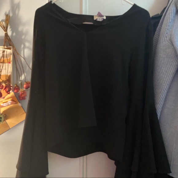Brunch basic blouse - Picture 2 of 3